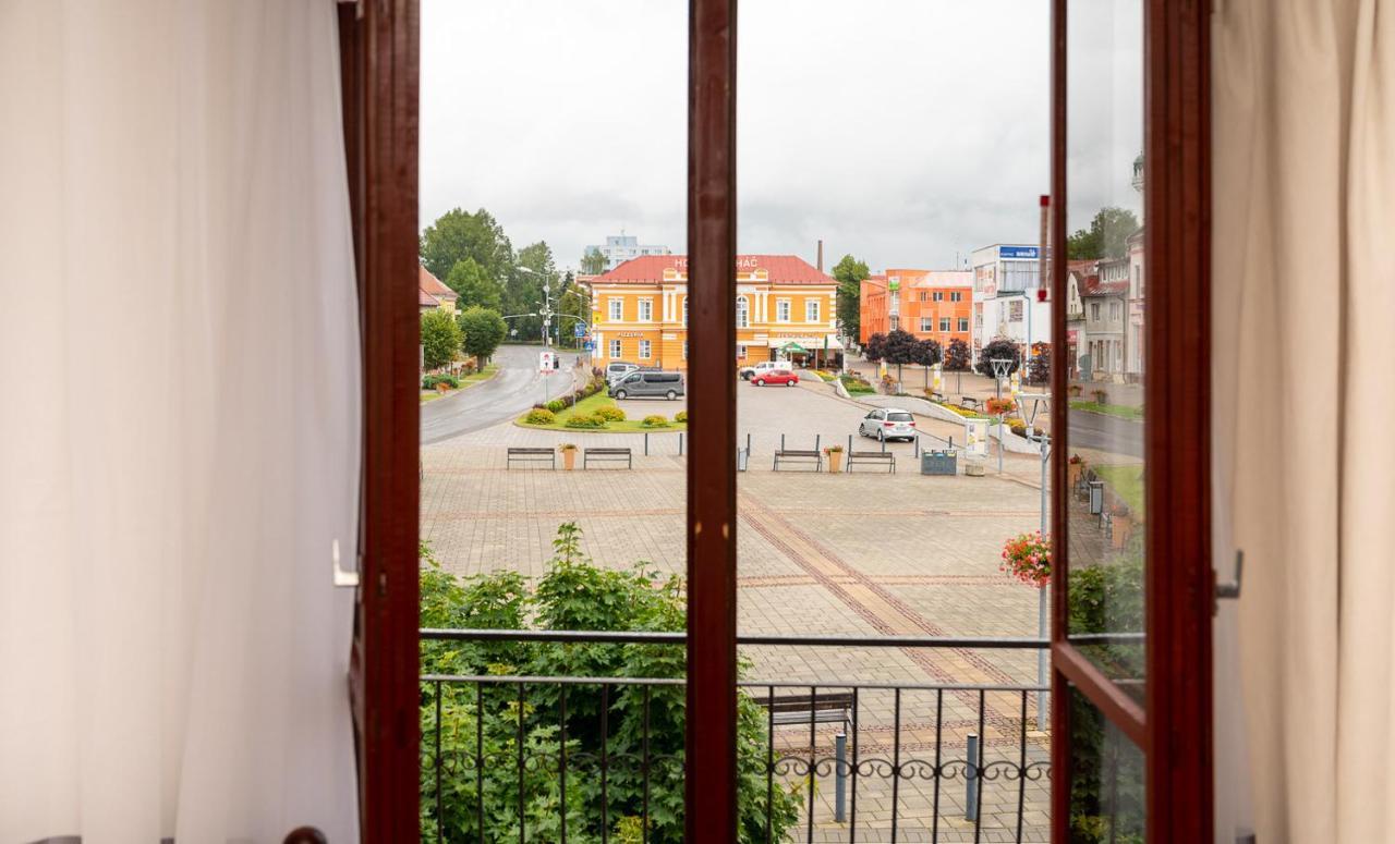 2- Postelova Izba S Kupelnou Emka V Penzion Trstená Exteriér fotografie
