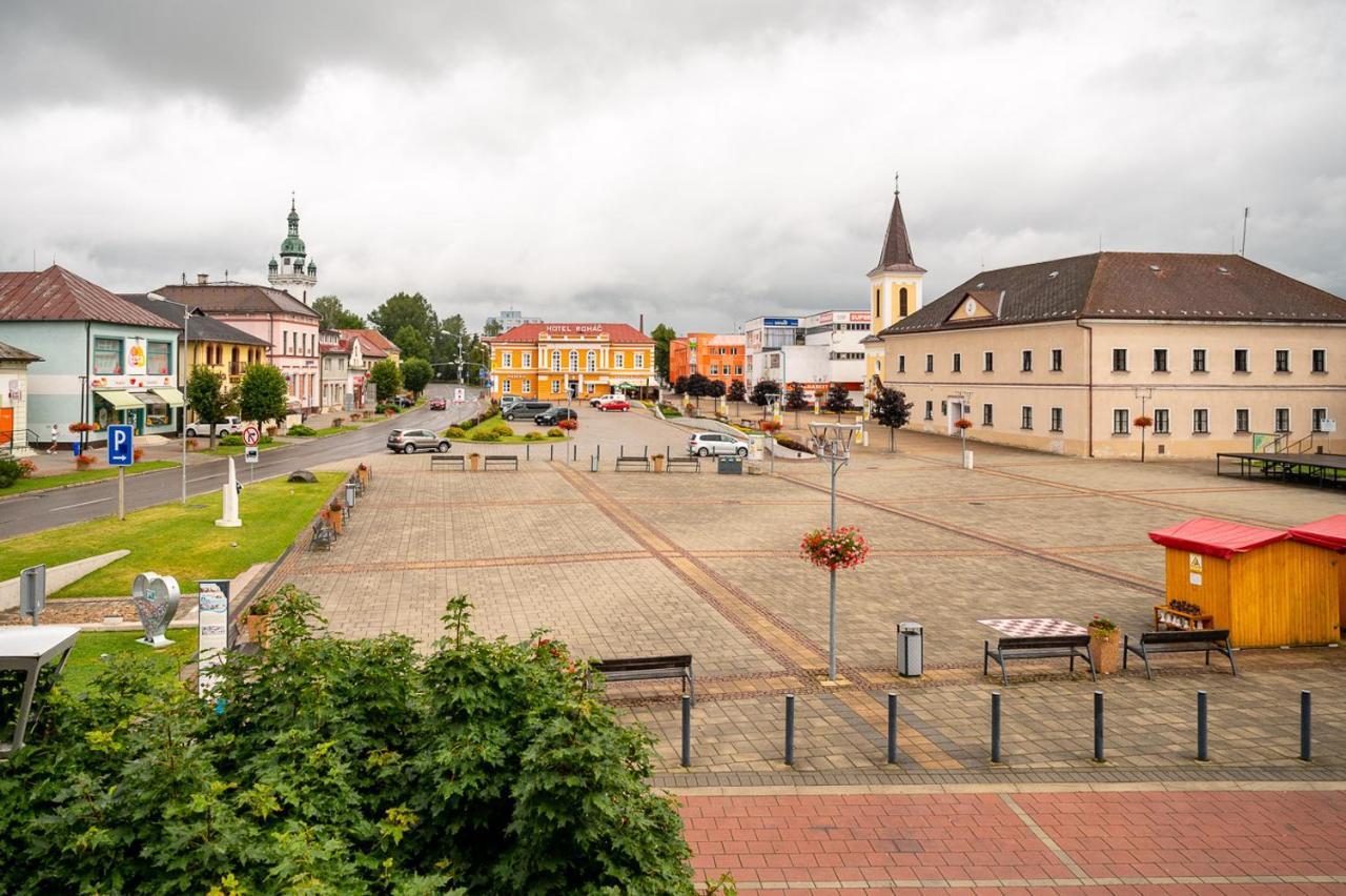 2- Postelova Izba S Kupelnou Emka V Penzion Trstená Exteriér fotografie